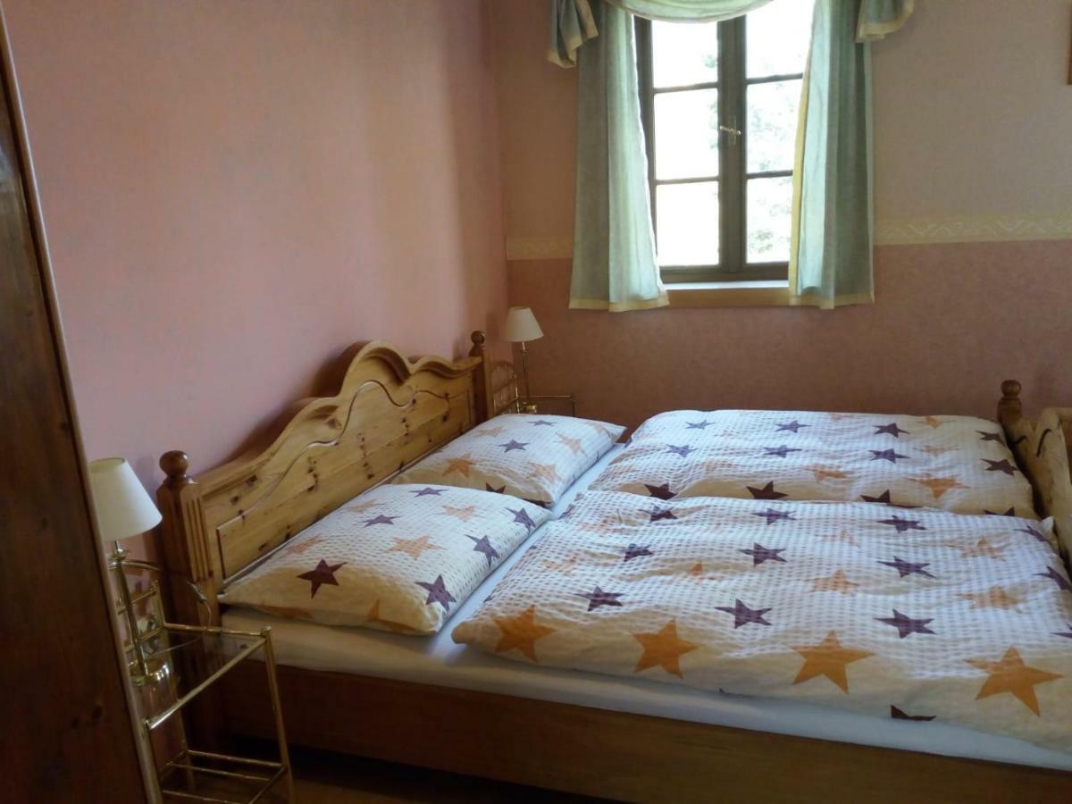 Restaurant A Pension Sorrento Hotel Novy Bor Ngoại thất bức ảnh